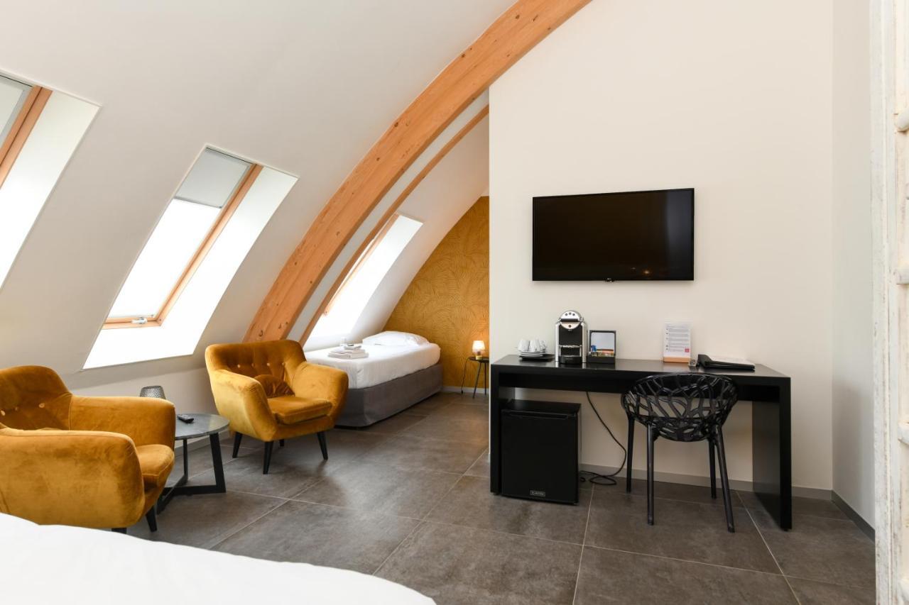 Hotel De Roode Schuur ไนเกิร์ก ภายนอก รูปภาพ