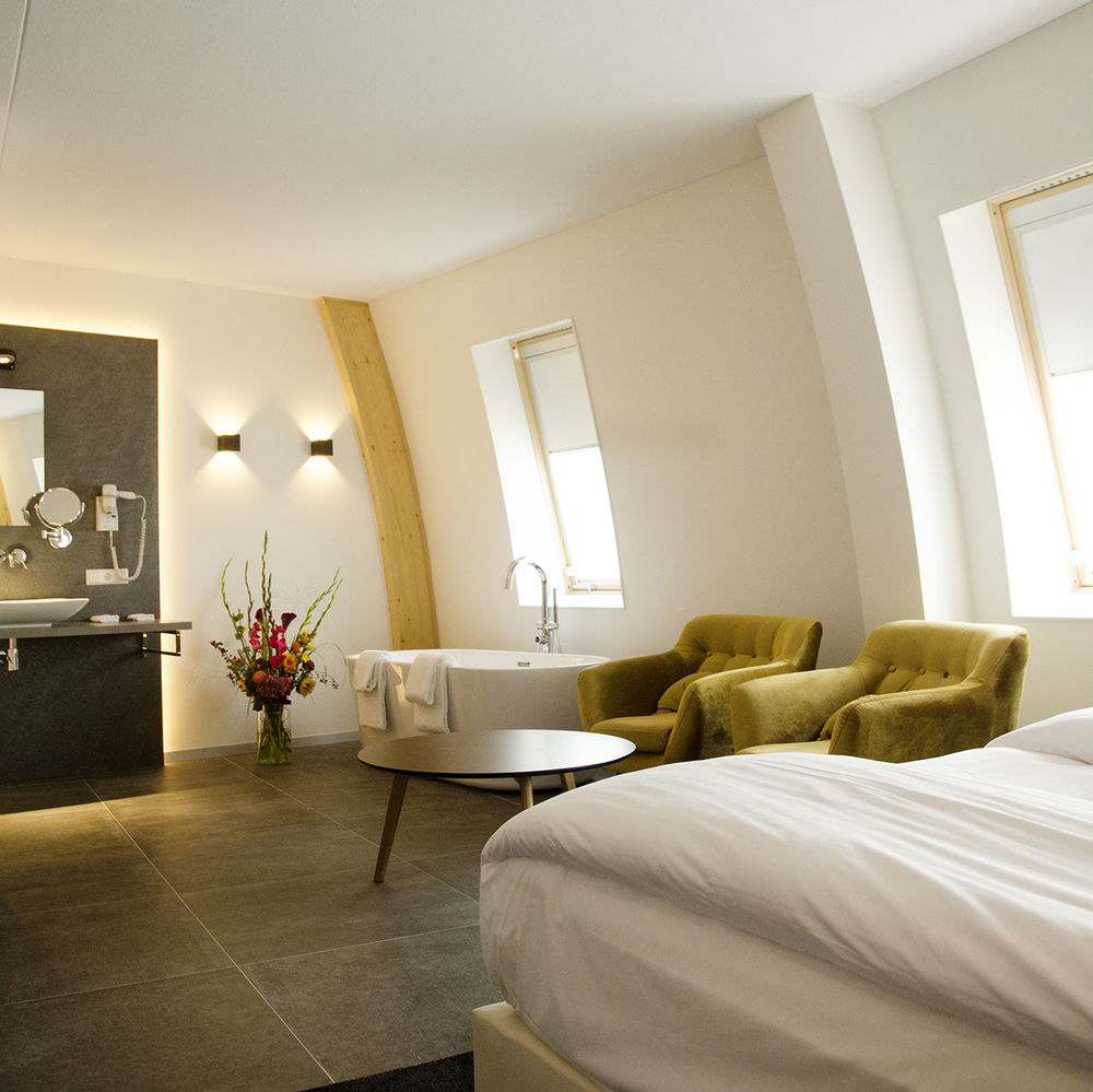 Hotel De Roode Schuur ไนเกิร์ก ภายนอก รูปภาพ
